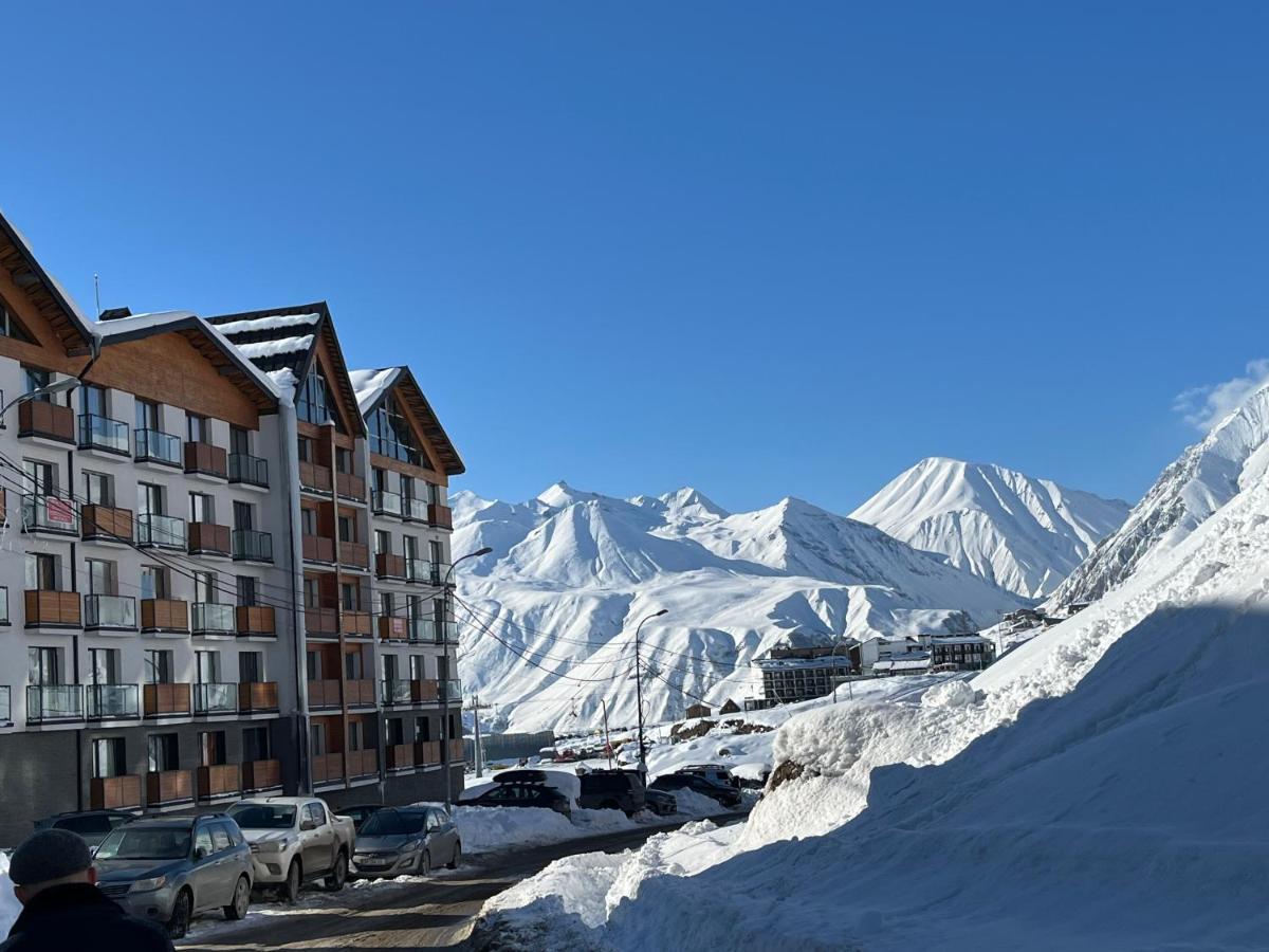 Twins Apartment Deluxe, New Gudauri Exterior foto